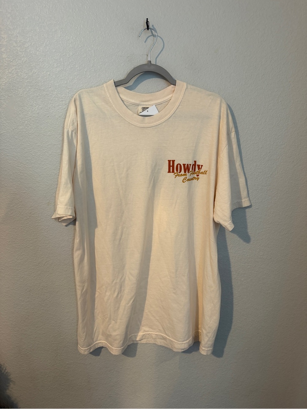 Riffraff Comfort Colors Cream Crewneck Tee